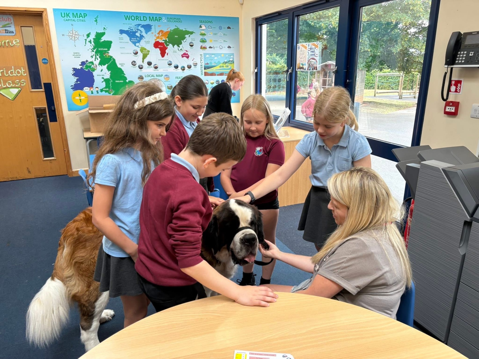 Pupils with Missy, a Pets As Therapy Dog
